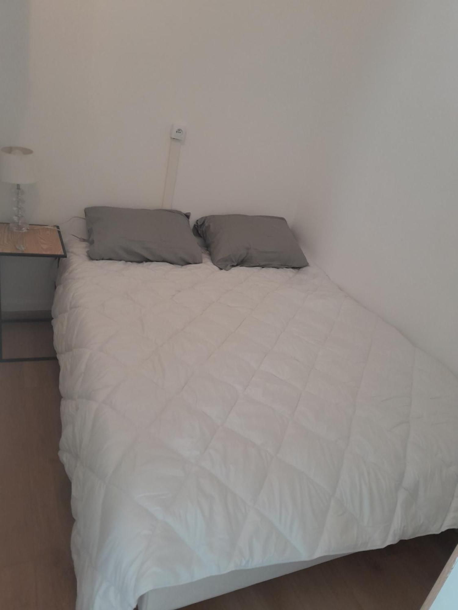 Bel Appartement A Deux Pas De Paris Сент-Уен Екстериор снимка
